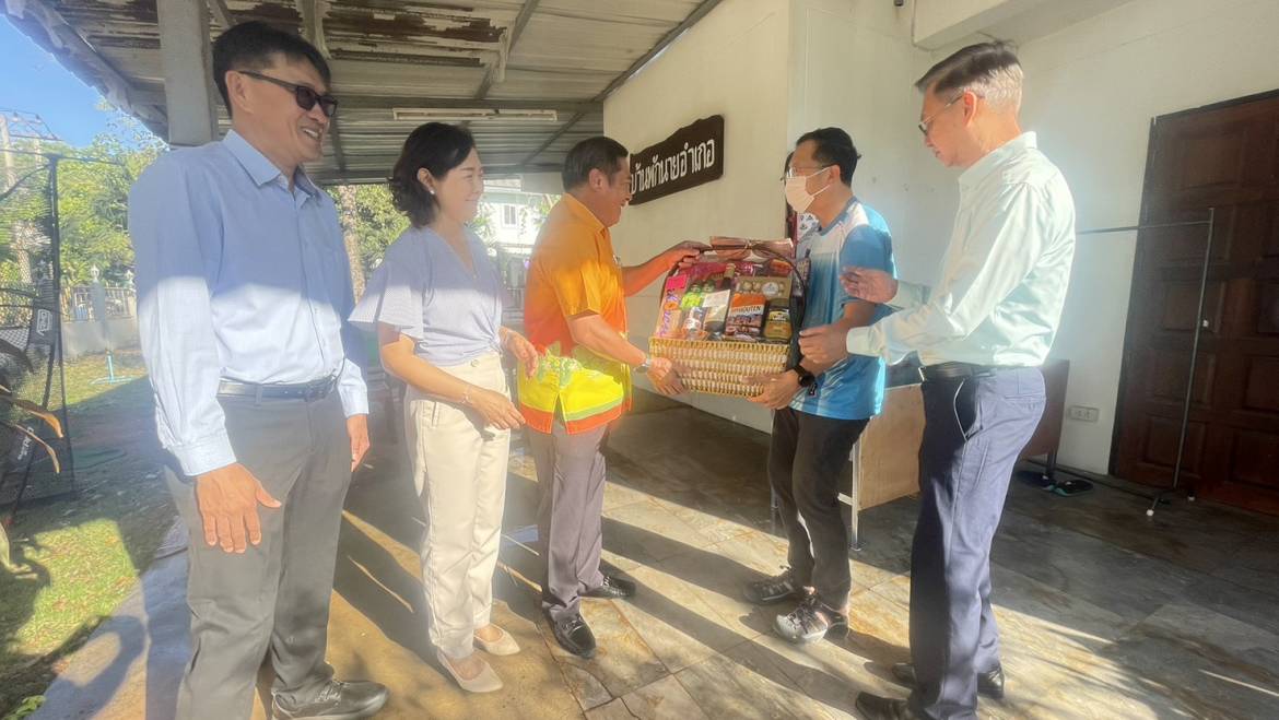 ออกเยี่ยมและอวยพรหน่วยงานอำเภอปากช่อง เนื่องในเทศกาลปีใหม่ 2567