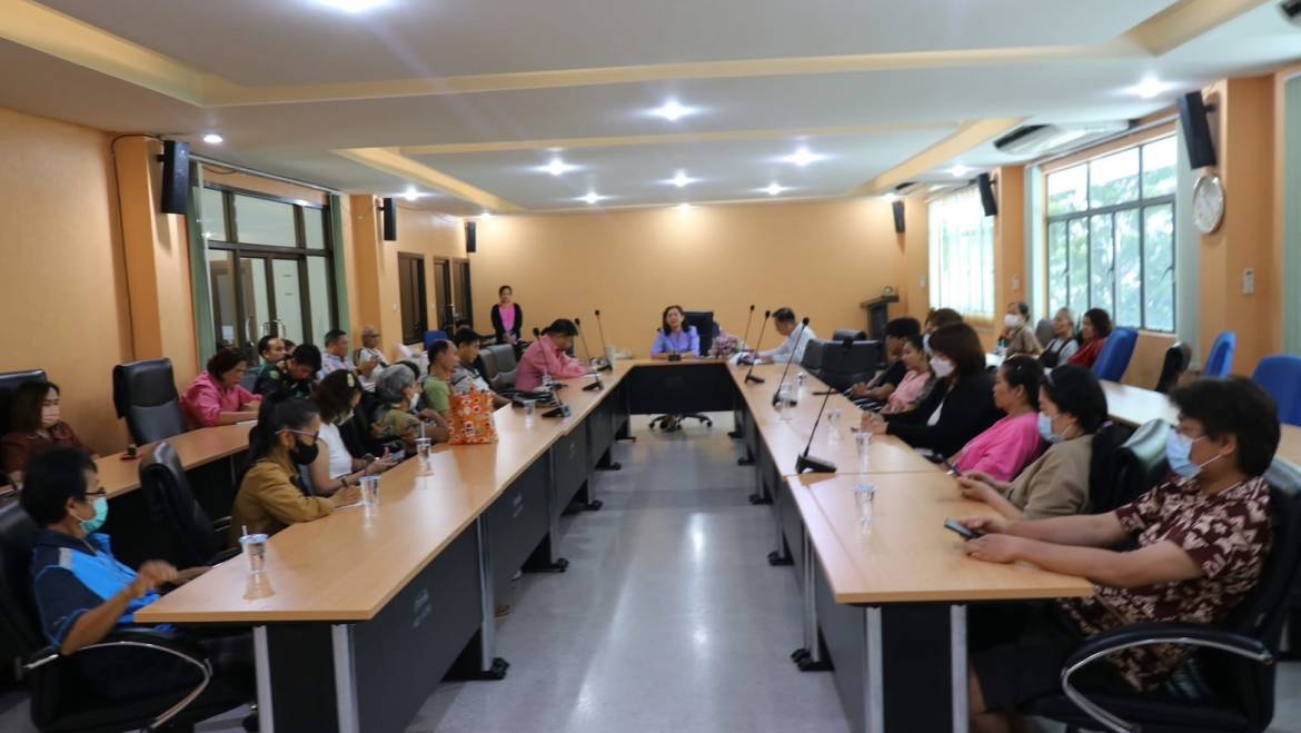 ประชุมผู้ประกอบกิจการค้าขายบริเวณตลาดสดเทศบาลเมืองปากช่อง