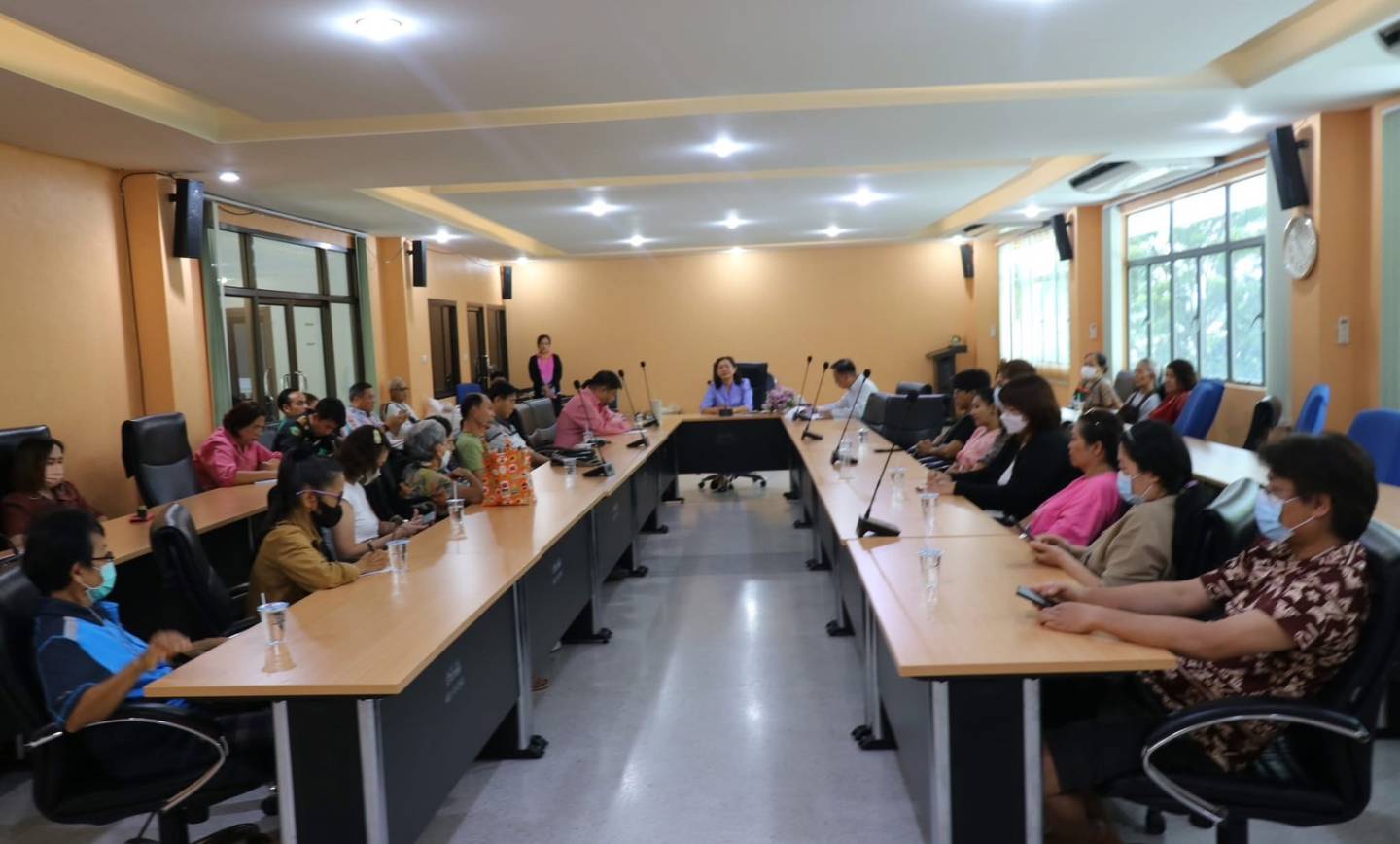 ประชุมผู้ประกอบกิจการค้าขายบริเวณตลาดสดเทศบาลเมืองปากช่อง