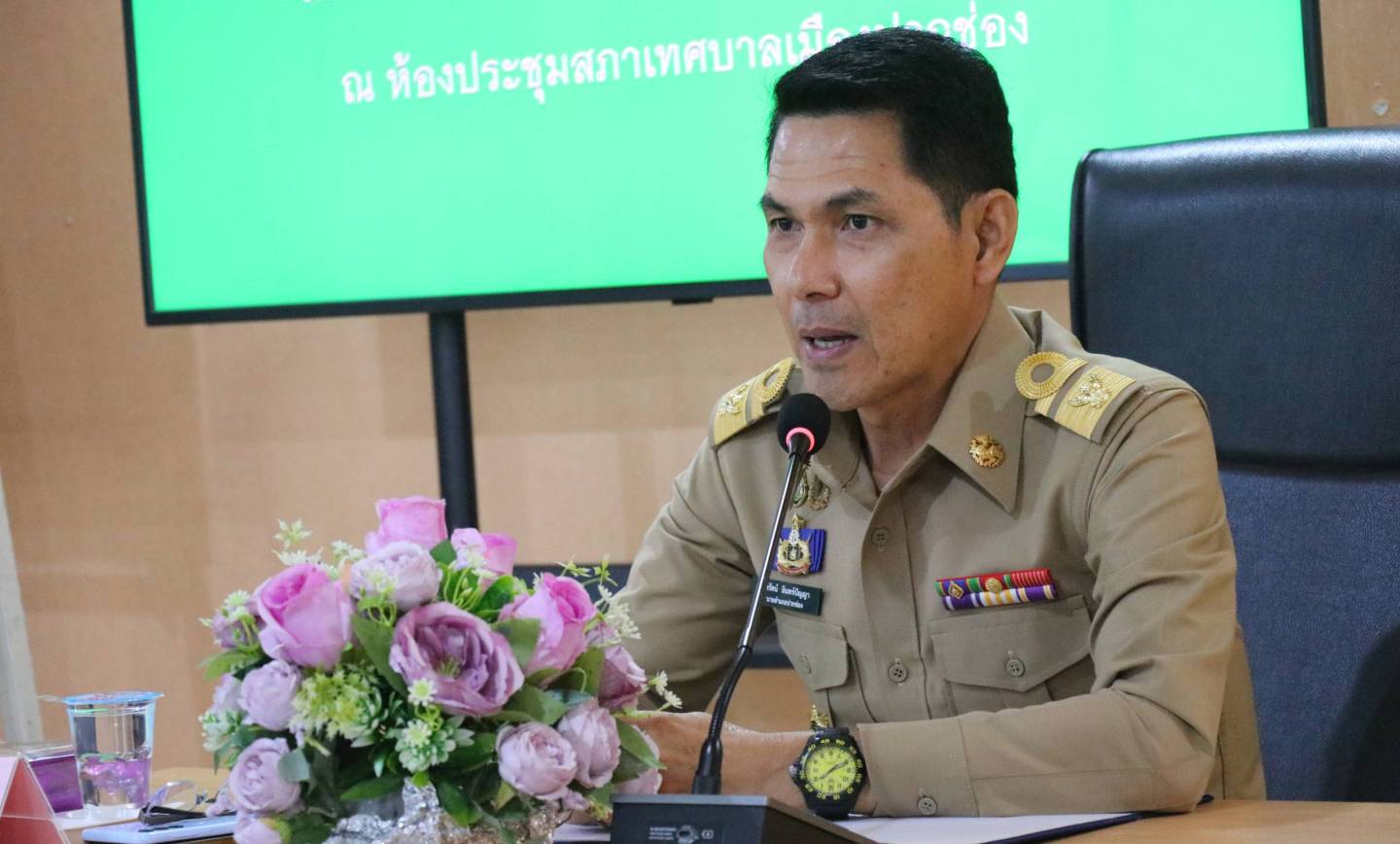เปิดการประชุมสภาเทศบาลเมืองปากช่อง ครั้งแรก