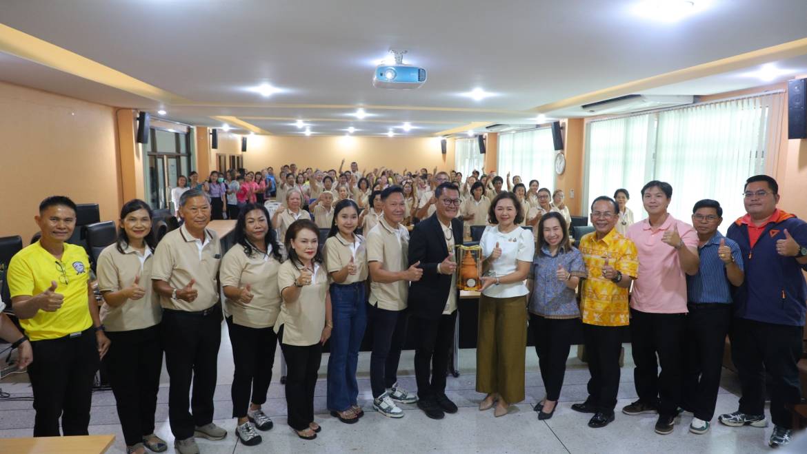 ต้อนรับคณะศึกษาดูงานเทศบาลตำบลบางสีทอง จ.นนทบุรี