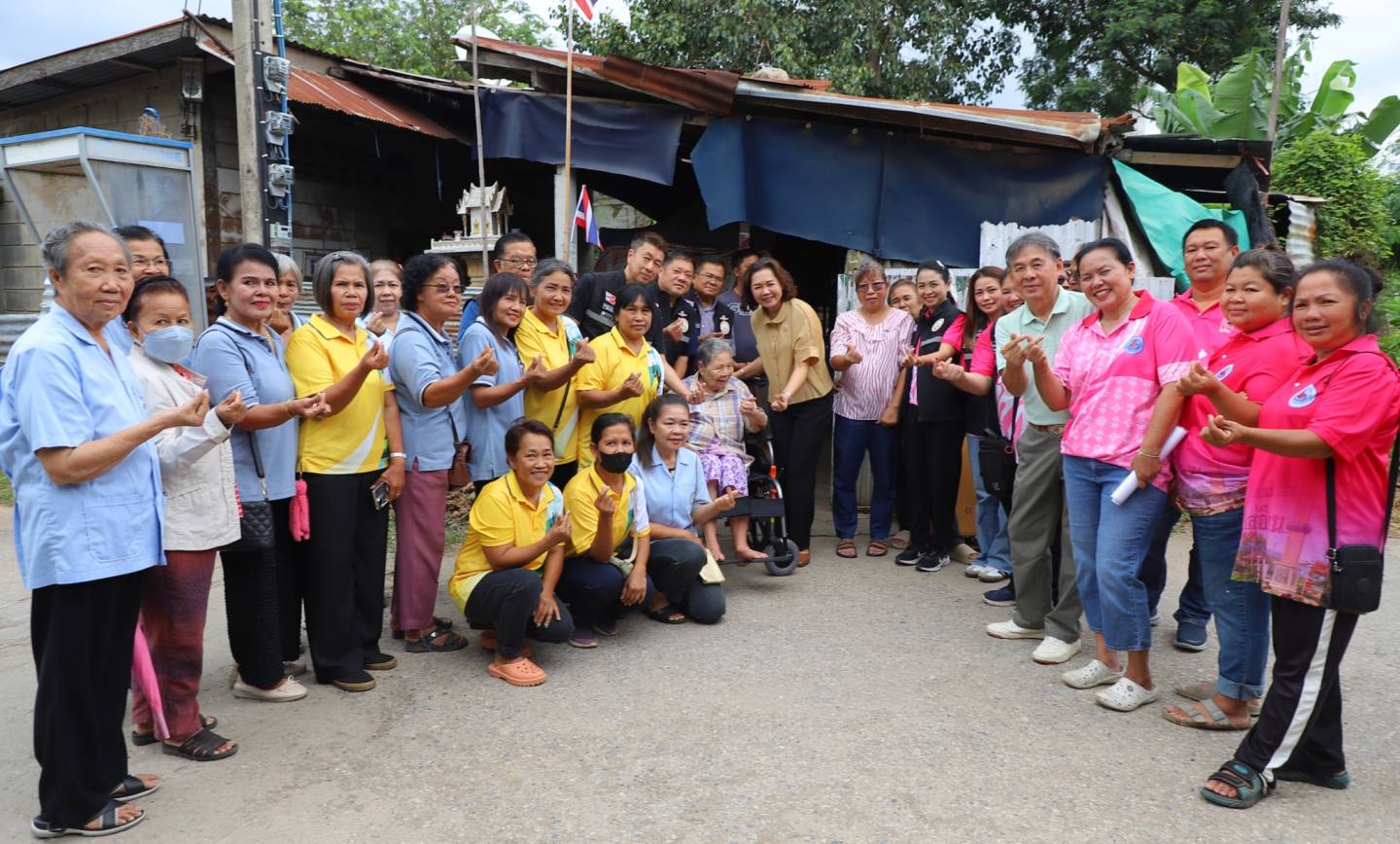 การจัดหารถเข็นผู้วีลแชร์ เพื่อนำไปมอบให้กับครอบครัวผู้ป่วยในพื้นที่เขตเทศบาลเมืองปากช่อง