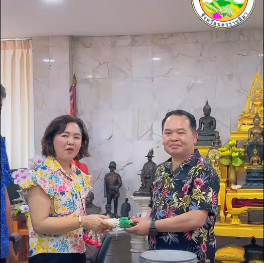 รดน้ำ ดำหัว ขอพร ท่านนายอำเภอและปลัดอำเภออาวุโส เทศกาลสงกรานต์2569