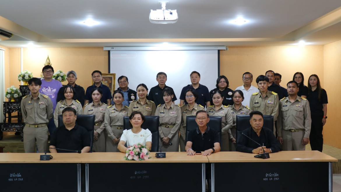 ต้อนรับพนักงานซึ่งได้รับการบรรจุเป็นข้าราชการขององค์กรปกครองส่วนท้องถิ่น ในสังกัดของเทศบาลเมืองปากช่อง