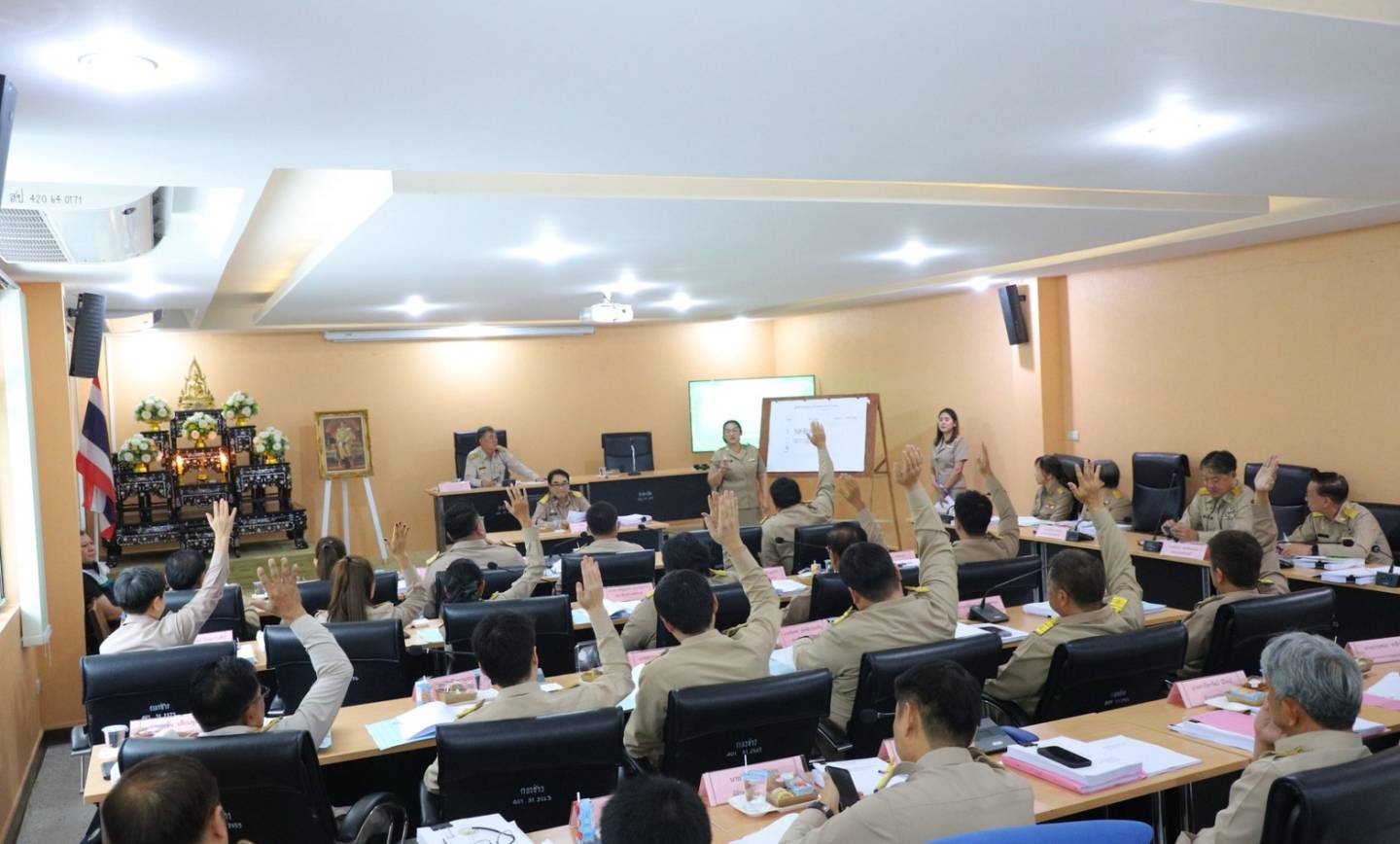 ประชุมสภาเทศบาลเมืองปากช่อง สมัยสามัญ สมัยที่ 3